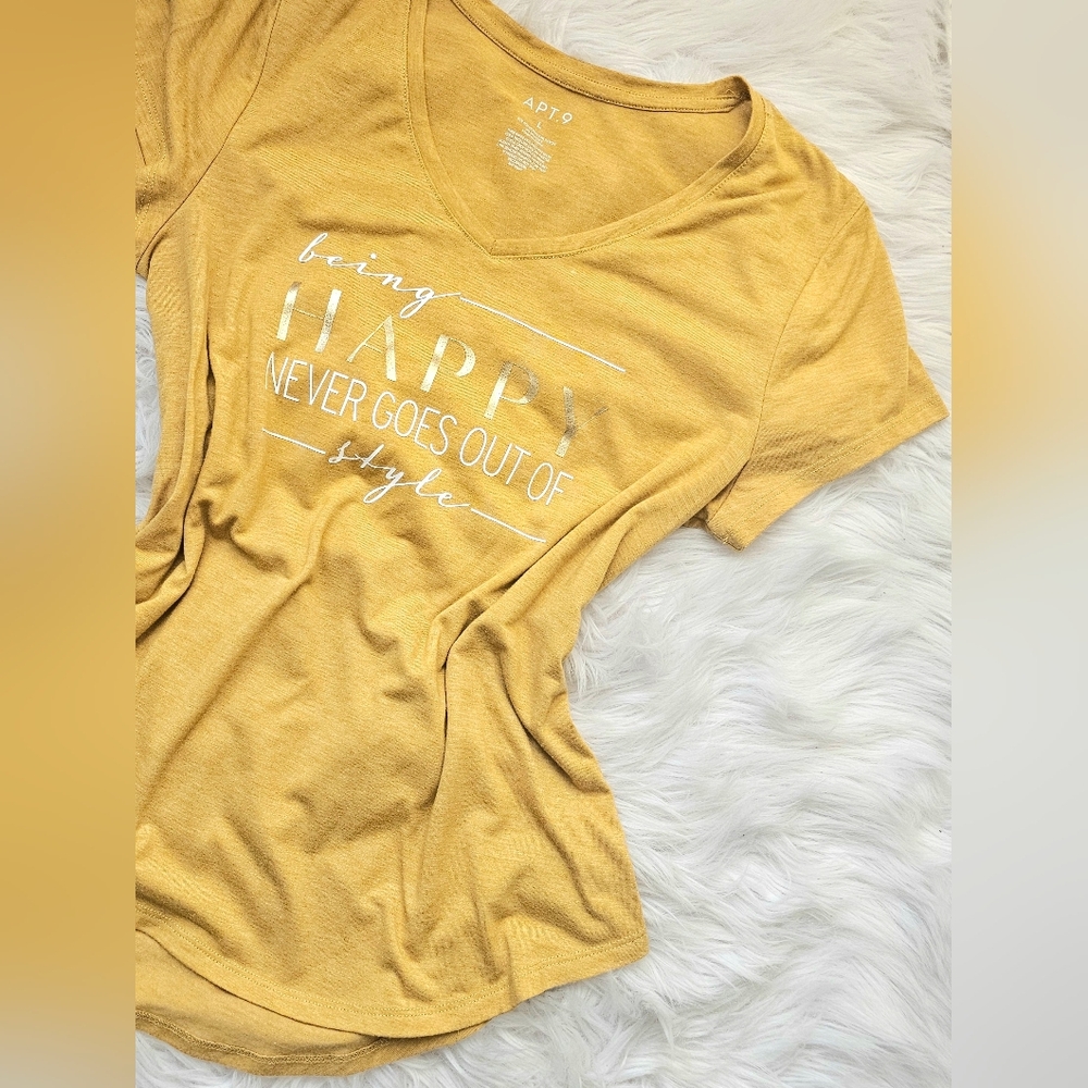 Apt. 9 Yellow Styled Happy Heathered Graphic Tee